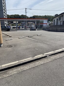 ビューティフルワールド0617(Beautiful World 0617)/駐車場 1番です※狭いです