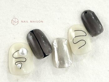 ネイルメゾン 梅田(NAIL MAISON)/ワイヤーパールミラー