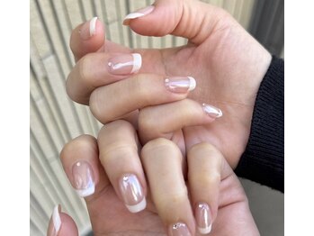 フレンチネイル(オーロラベース