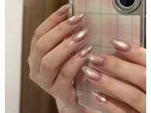 ネイルが大好きなスタッフが勢ぞろい！スタッフネイルも可愛い！