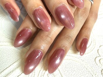 アキュエール(Accueil)の写真/爪が薄い/小さい/モチが悪い…お悩み爪様へ！凄腕スタッフがオーダー施術◎ネイル初めての方におすすめ♪