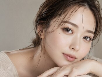 エイチプラス 静岡店(h.plus)の写真/【眉毛×まつげ】骨格に似合わせる眉毛と、まつげパーマ・LEDマツエクで、垢抜けた理想の目元へ。