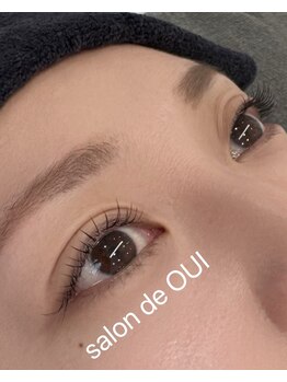 サロンドウイ(salon de OUI)/フラットラッシュ80本