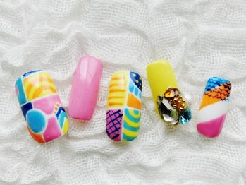 ネイリシャス(NAILICIOUS)/POP手描きアートネイル