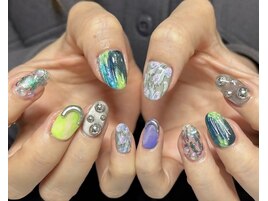 個性派ネイル