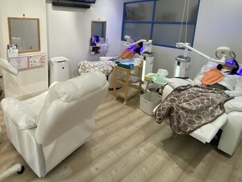 ポノケアサロン(PONO KEA SALON)の写真/【名古屋駅から車で15分】医療機関と提携のセルフホワイトニングで芸能人級の白さへ！短時間でキレイに♪