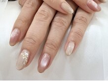 カールズネイル ゆめタウン高松店の雰囲気（マグネットカラーは多く取り揃えており人気のネイルです♪）