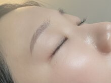 ヨウハ(YOHA)/眉とまつ毛で上品目元
