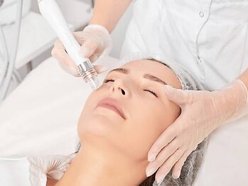 ビモアプラス(BEMOA+)の写真/《毛穴ケア×肌質改善！》美容液でお肌を洗う『ハイドラ毛穴洗浄』♪しつこい毛穴汚れをしっかり洗浄◎