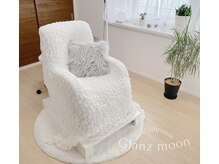 個室のゆったり空間でお一人時間を満喫♪マツエク/マツパ/眉毛