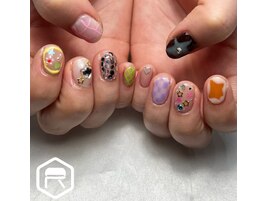 個性派ネイル