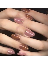 キャプラスネイル ミュウ(CAPLUS NAIL Mew)/べっ甲ネイル