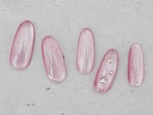 ネイルアンドアイラッシュスタジオ シュシュ(chouchou)/マグネット・最旬ストーンａｒｔ