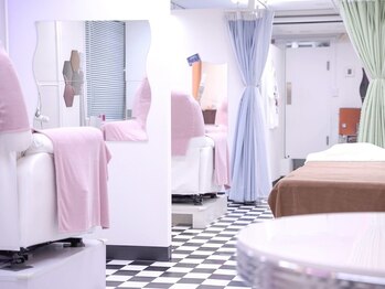 クイーン(QUEEN)/半個室でリラックス空間