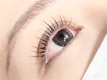 シトリン(Citrine)の写真/【まつ毛悩みを魅力に変える◇“ずっと上向きまつ毛”】忙しい女性の味方♪大人ナチュラル派のためのサロン