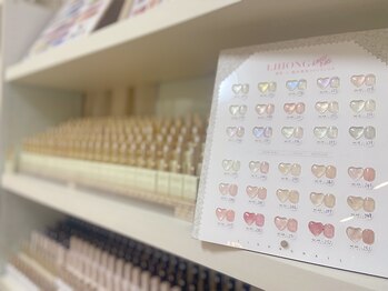 個性派ネイルもお任せください◎