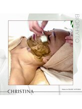 サロン ド ブラン アオヤマ(Salon de BLANC AOYAMA)/クリスティーナハーブピーリング