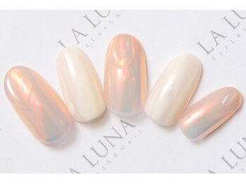 ラルナ ネイルアンドアイラッシュサロン(LA LUNA nail & eyelash salon)/24年7月8月◇定額ボリューム◇