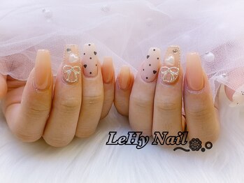 レヒネイル(LeHy nail)/ワンホンネイル