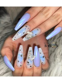 オーロラとチークがポイント