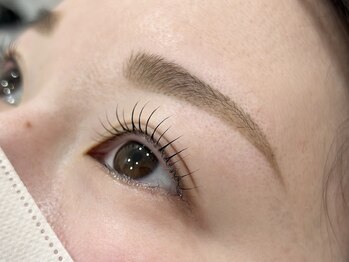 イーエムエー(e.m.a)/ナチュラルカール・まつ毛パーマ