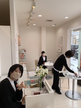 ポーラ ザ ビューティ 金沢有松店(POLA THE BEAUTY)/朝の準備風景