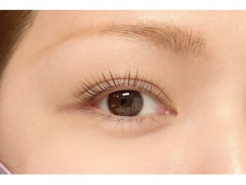 エミニー(EMINY)/まつげパーマ、パリジェンヌ