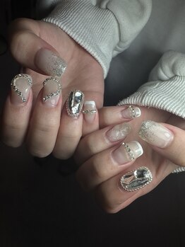 ロミーネイル(ROMY nail)/