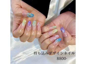 ミント(MINT)/キラキラカラフルネイル