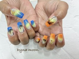 ヤシの木ネイル