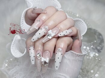 ジョシーネイルスタジオ(Josie Nail Studio)の写真/【ロングネイルを楽しみたい方必見☆】トレンド最先端のデザインが豊富◎あなたのやりたいデザインが叶う♪