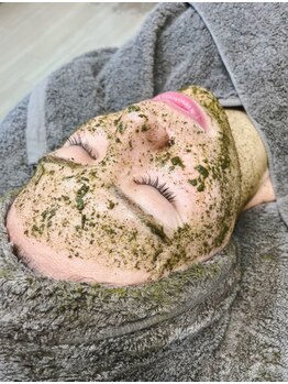 コア(koa)/ハーブピーリング【大阪/布施】