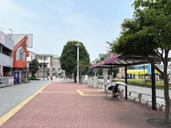 サロンドエス(Salon’d S.)/秋川北口ファミマ前から直進