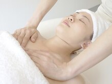 サロン ド ミコ(Salon de Mico)/デコルテマッサージ