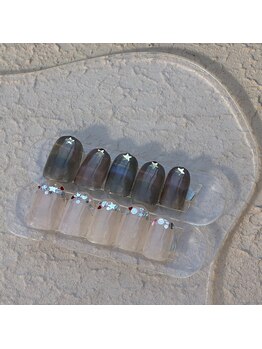 ネイルサロン スラッシュ(SLASH)/【AKI】アシンメトリー