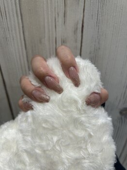 エーナイン 卸町店/スタッフネイル