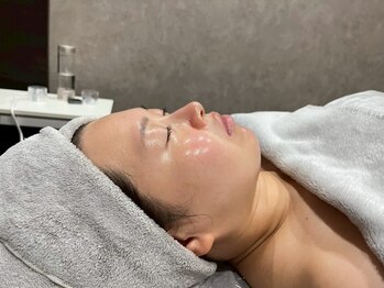 アンドミルル(and Milulu)の写真/【もう隠さなくていい肌に】スタッフ証明の艶肌ケア/ファンデでごまかす必要なし！