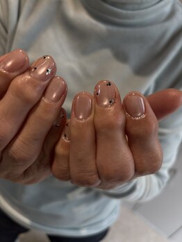 【マグネット/ニュアンス/シンプル】ネイルサロン　Alba/