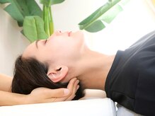 トトノウ(totonou)の雰囲気（首のゆがみを整えて自律神経ケア。首が前に出る姿勢やコリを改善）
