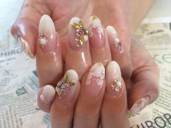 トータルサロン 白べぇーっ プラス/大人フラワーネイル