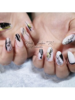 ネイルサロン R/スタイリングコース