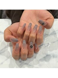 グレー×クロムハーツネイル