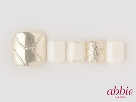 メタリック・フット　￥14036