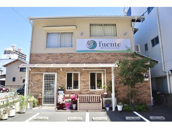 フエンテ(fuente)/外観【昼】