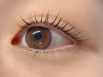 スピナー 新丸子(spinner)の写真/理想のお目元で周りの視線を独り占め♪丁寧な施術でモチのよさ◎自然なのにお顔に映えるお目元に仕上げます