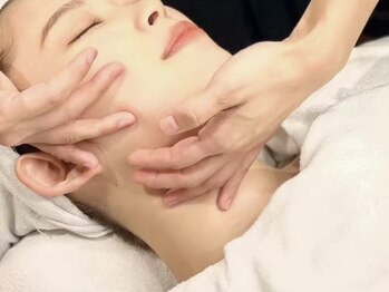 プレミアムバーバースパ パレスホテル店(PREMIUM BARBER SPA)/お顔ほぐしリンパマッサージ