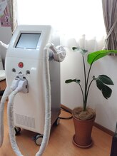 クリオネ(Clione)/ルミクス脱毛　最新脱毛機