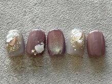 エールルーム 中目黒(aileroom)/上品変形パールアート