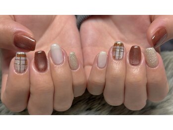 チェックネイル