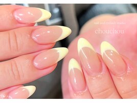 春色フレンチ・黄色ネイル